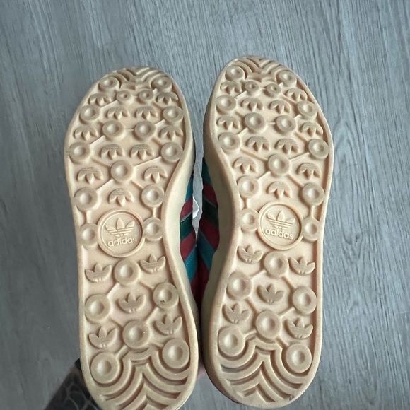 2 Adidas Gazelle sneakers - Picture 8 of 12